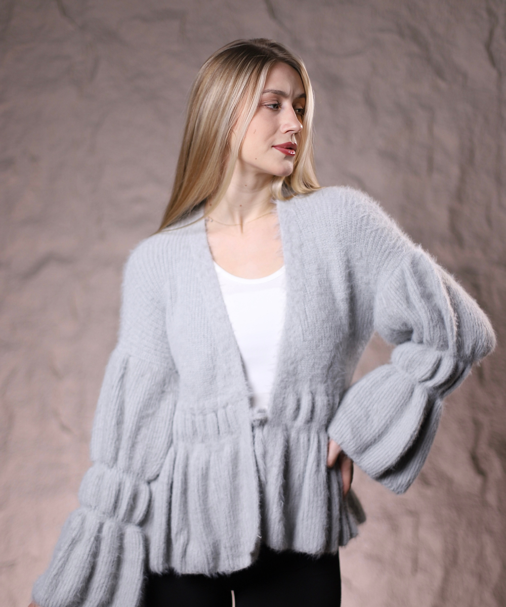 Mystique Cardigan In Grey