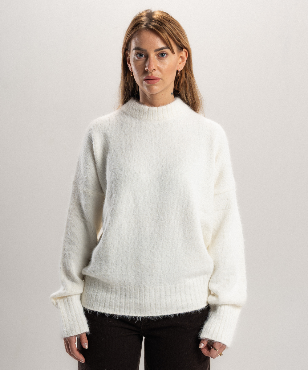 Mohair_Crewneck_In_white